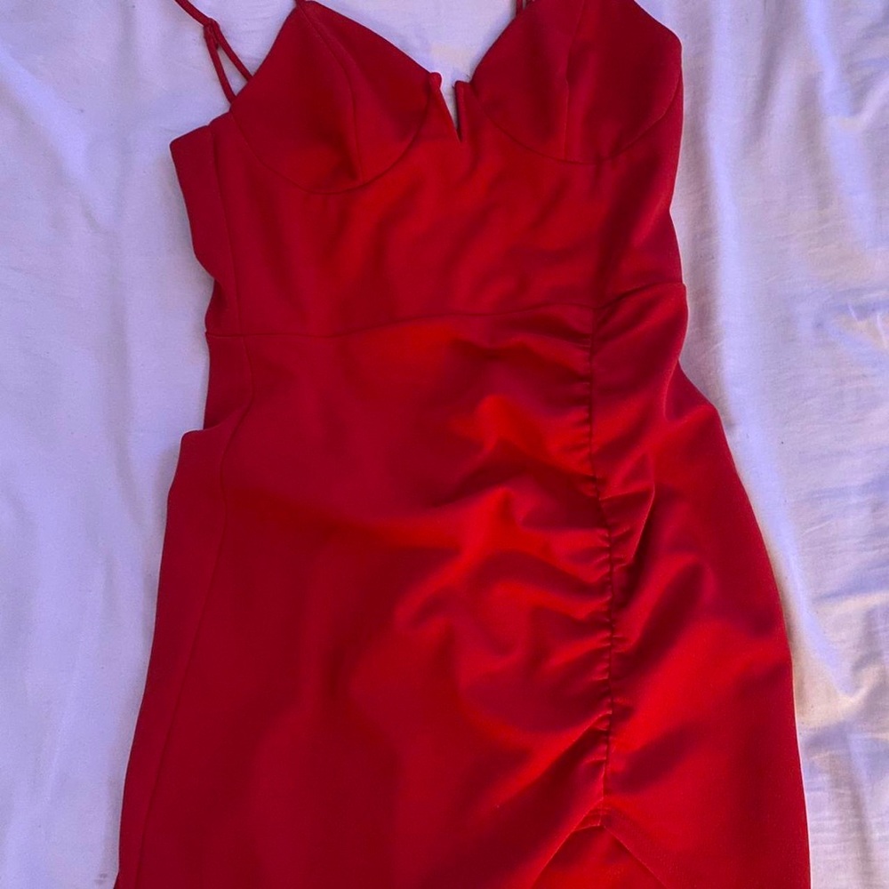 City studio red sweet heart neckline mini dress